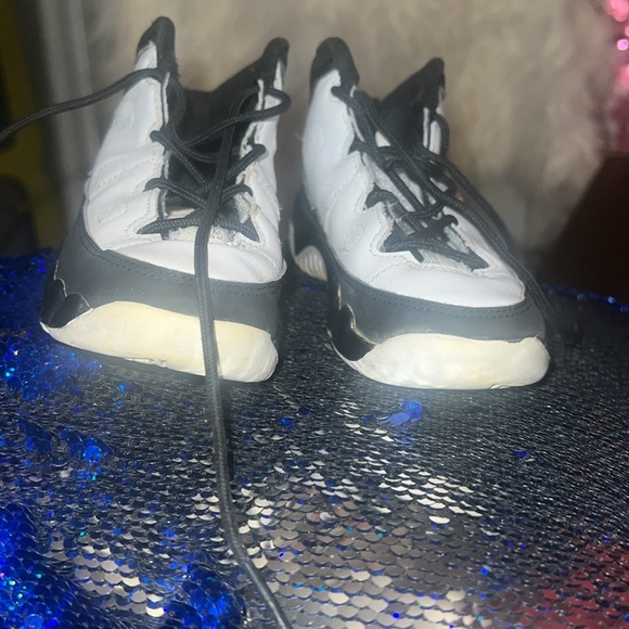 Jordan Retro 9 Toddler 9C - Picture 2 of 10